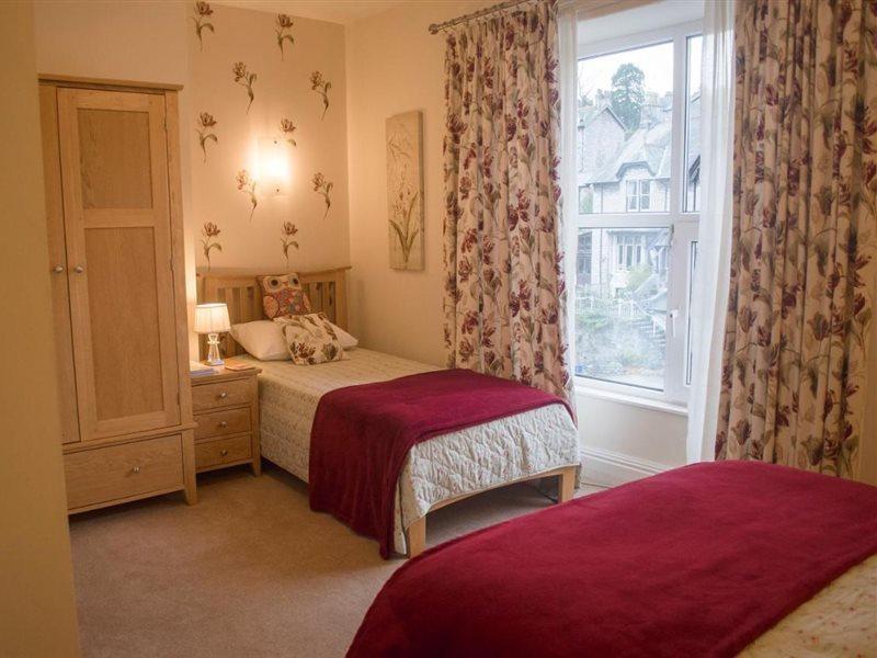 Grange-over-Sands Birchleigh Guest House מראה חיצוני תמונה