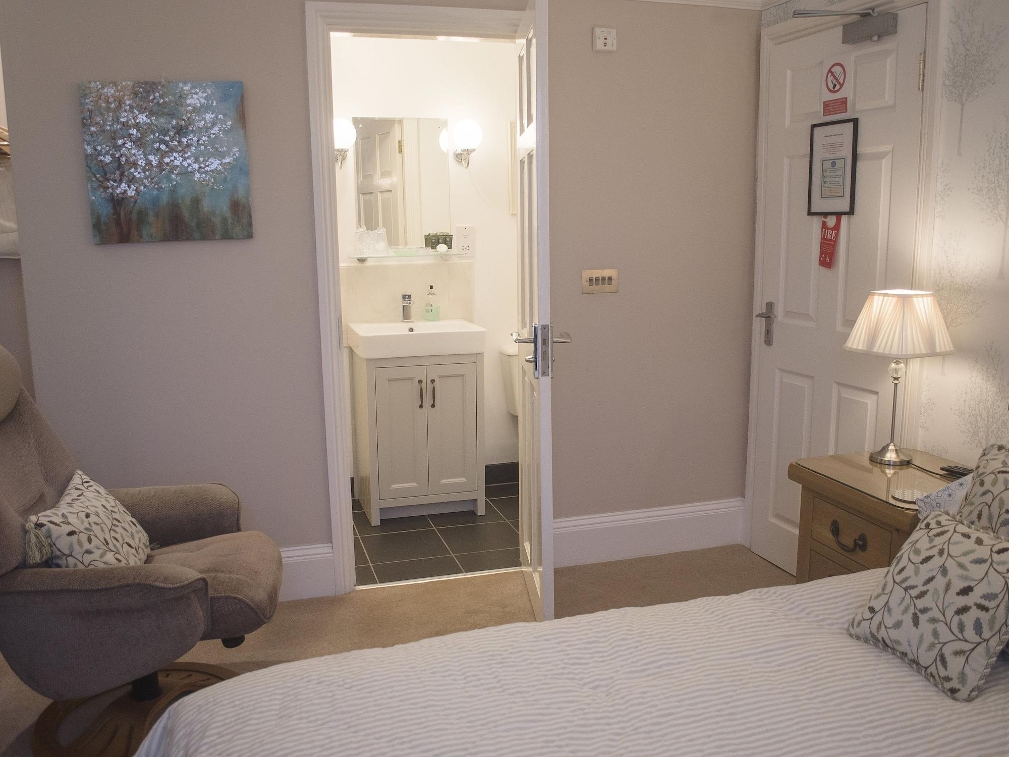 Grange-over-Sands Birchleigh Guest House מראה חיצוני תמונה