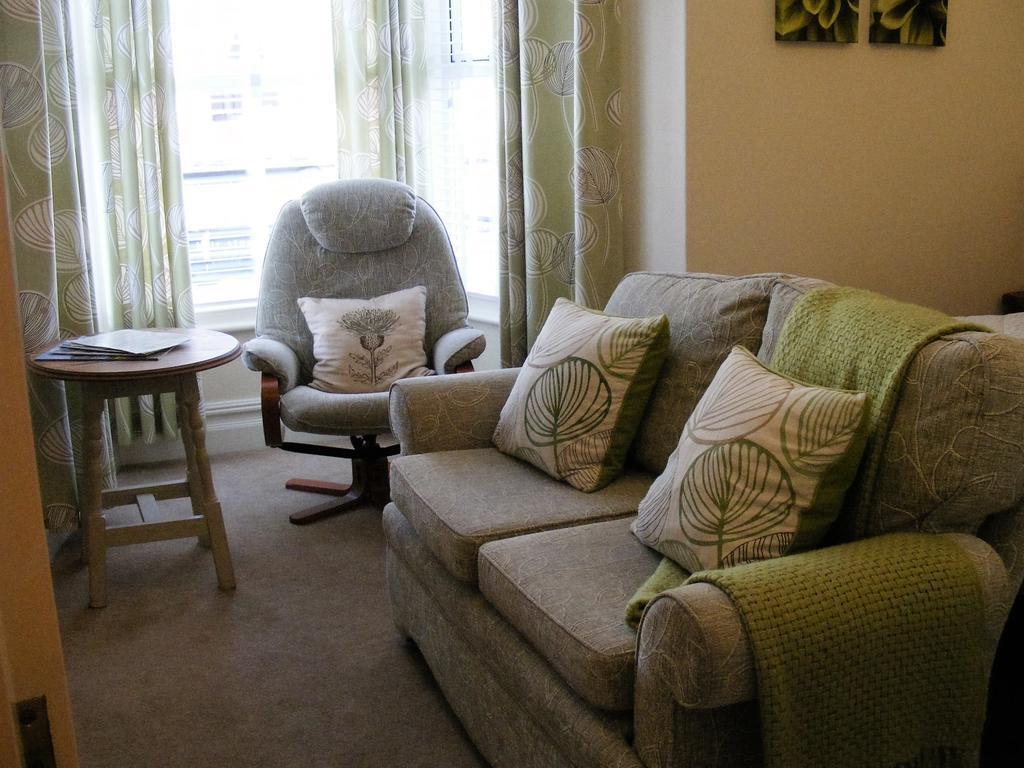 Grange-over-Sands Birchleigh Guest House מראה חיצוני תמונה